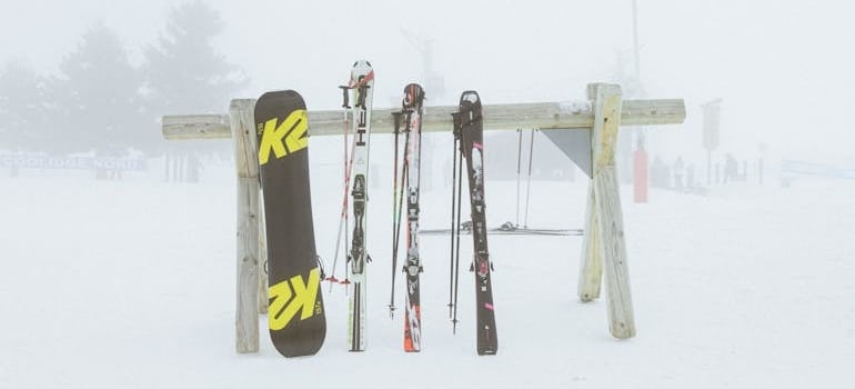 Ski boards.