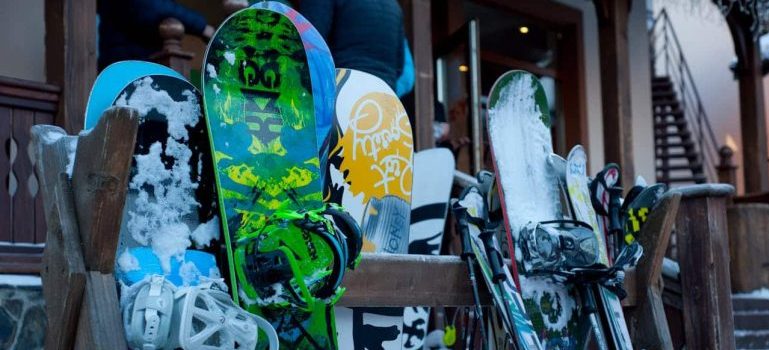color snowboards